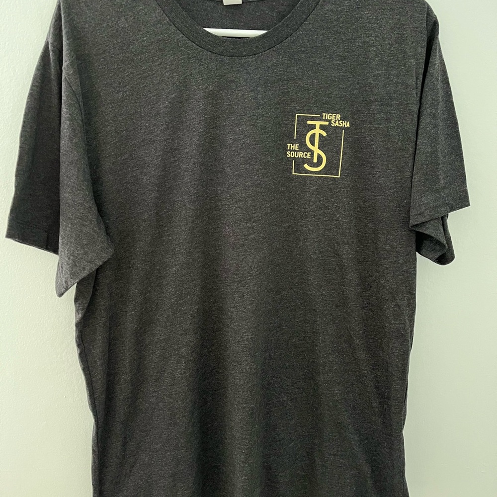 Size L Alternative, Cannabis Inspired Gray T-Shirt